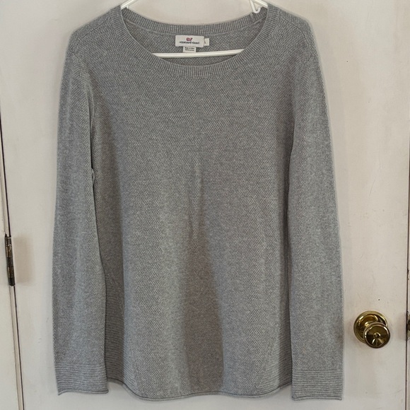 Vineyard Vines light grey long sleeve knit sweater wide neckline Size Large - Picture 1 of 8